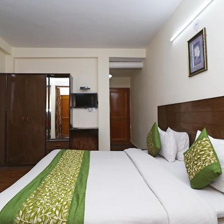 Hotel Vanson Villa - Near Connaught Place Ню Делхи Екстериор снимка