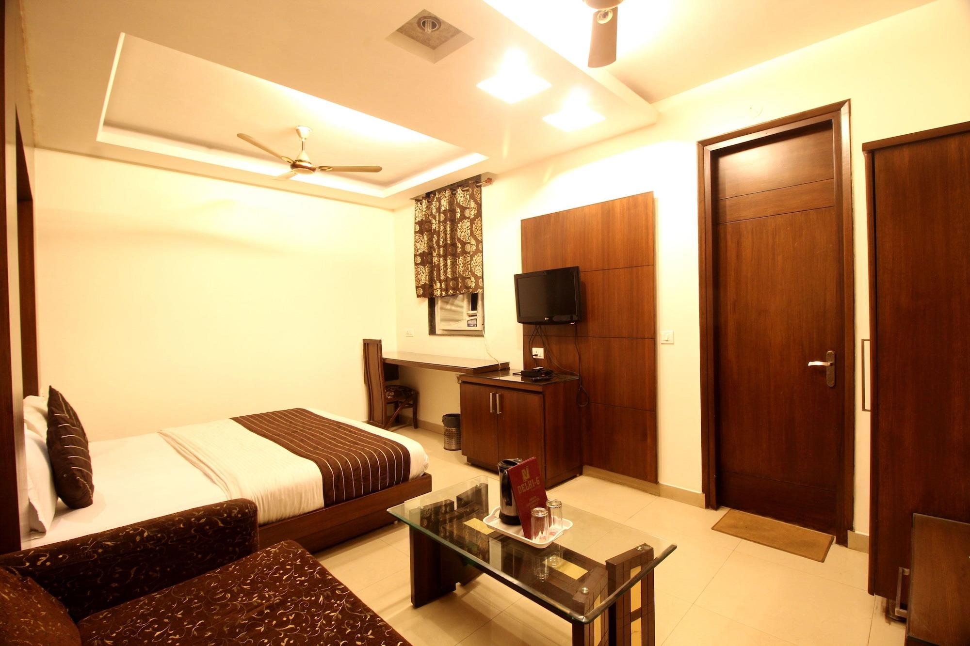 Hotel Vanson Villa - Near Connaught Place Ню Делхи Екстериор снимка