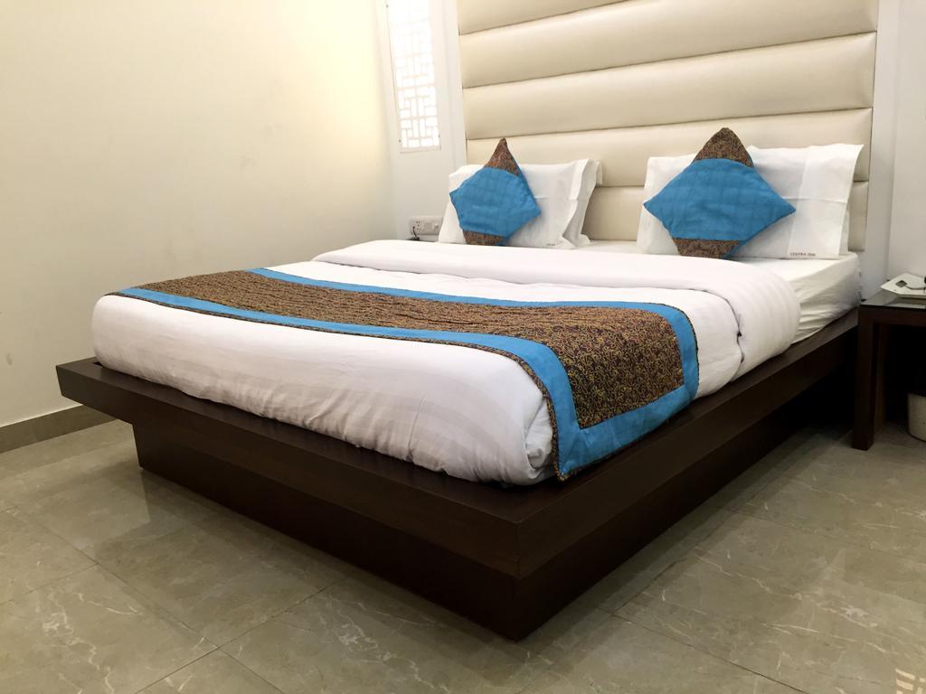 Hotel Vanson Villa - Near Connaught Place Ню Делхи Екстериор снимка