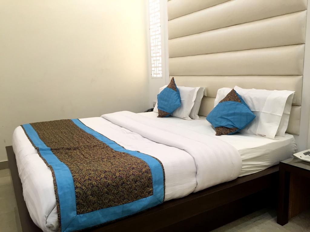 Hotel Vanson Villa - Near Connaught Place Ню Делхи Екстериор снимка